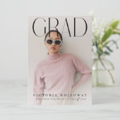 Modern Elegant Graduation Party Invitation (Debout devant)