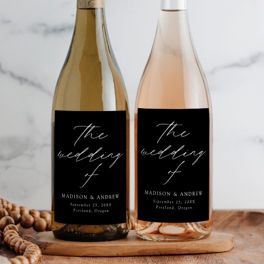 Modern Elegant Script Black and White Wedding Wijn Etiket