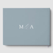 Modern Elegant Script Dusty Blue Wedding Gastenboek (Achterkant)