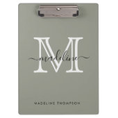 Modern Elegant Script Evergreen Fog Monogram Klembord (Voorkant)