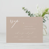 Modern Elegant Script Olive Wedding RSVP Kaart (Staand voorkant)