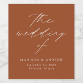 Modern Elegant Script Terracotta Wedding Wijn Etiket (Enkel label)