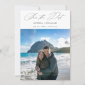 Modern Elegant Script Tropische Strand Foto Huweli Save The Date (Voorkant)