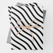 Modern en Elegant zwart-wit Gestreept cadeau Inpakpapier Vel (In situ)