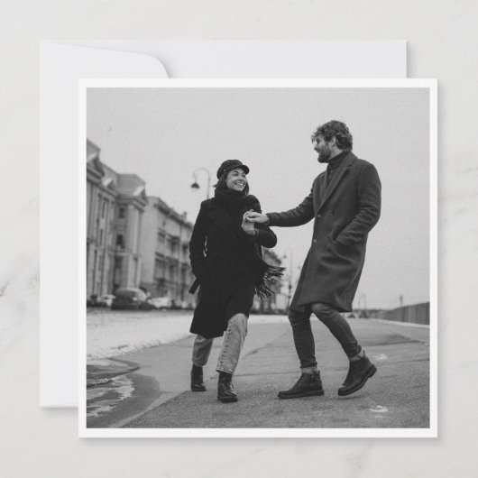 Modern en minimalistisch sparen de datumuitnodigin kaart (Achterkant)