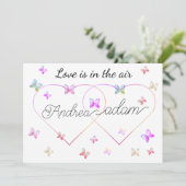 modern flying butterflies heart invitation (Debout devant)