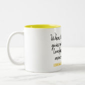 Modern Funny Lemon Yellow Quote Tweekleurige Koffiemok (Links)