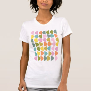 Modern geometrisch patroon in Cute Spring Colors T-shirt