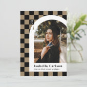 Modern Geruite Afstuderen Aankondiging & Uitnodige (Staand voorkant)