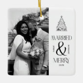 Modern Getrouwd en Vrolijk Pas getrouwd Boog Kerst Keramisch Ornament (Voorkant)