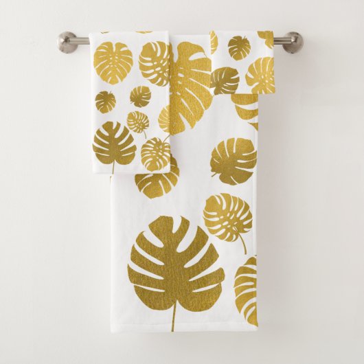 Modern Gold Monstera Tropical Leaves Pattern Bad Handdoek (Insitu)
