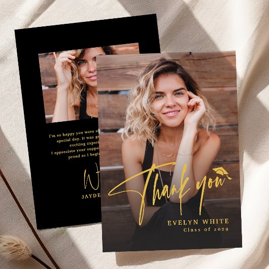 Modern Grad Cap Script Simple Photo Graduation Bedankkaart