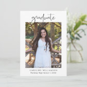 Modern Graduation Photo Open House Invitation (Debout devant)