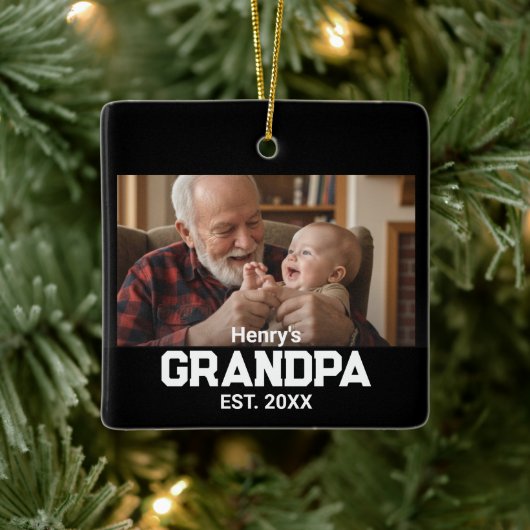 Modern Grandpa Est. Name Year Photo Black Keramisch Ornament (Boom)