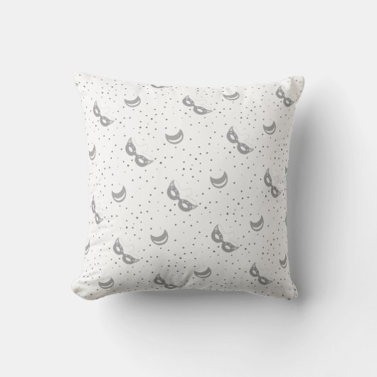 Modern Gray Mardi Gras Mask Pattern Design Pillow Kussen (Voorkant)
