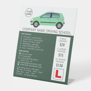 Modern Green Car, Driving School, Instructor Reclamebord Met Voetstuk