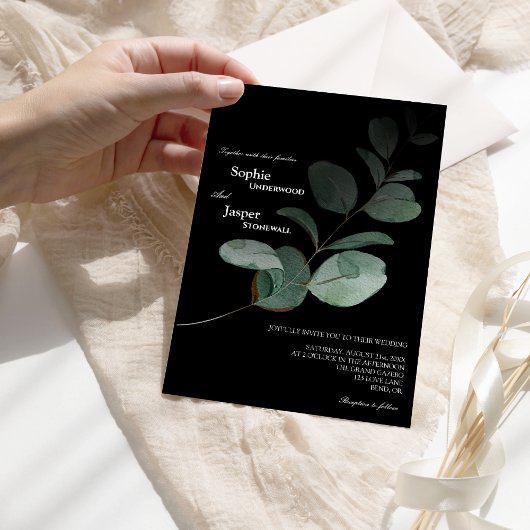 Modern Greenery Black Wedding Invitation Kaart