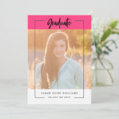 Modern helder roze Afstuderen Kaart (Staand voorkant)