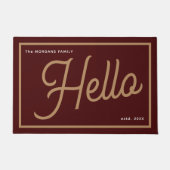 Modern Hello Burgundy Gold Script Family Name Deurmat (Voorkant)