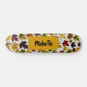 Modern Herfst Laat Gepersonaliseerde Naam Skateboard (Horizontaal)
