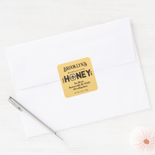 Modern Honey Label met Hexagon Border en Bee (Envelop)