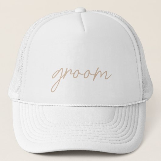 Modern huwelijksfeest | Beige Script Trucker Pet (Voorkant)