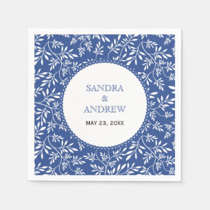 Modern indigo blauw wit blad patroon bruiloft servetten