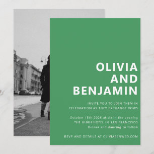 Modern Kelly Green Bold Typography Photo Wedding Kaart