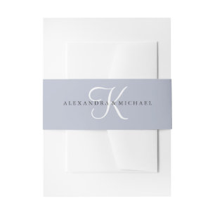Modern klassiek monogram Dusty Blue Wedding Uitnodigingen Wikkel