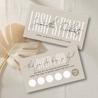 Modern lash stylist script typography beige klantenkaartje
