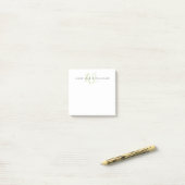 Modern lichtgroen script monogram post-it® notes (Op bureau)
