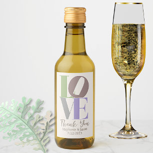 Modern Love Custom Wedding Favor Wijn Etiket