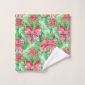 Modern magenta and red Christmas preppy bath towel (Gant de toilette)