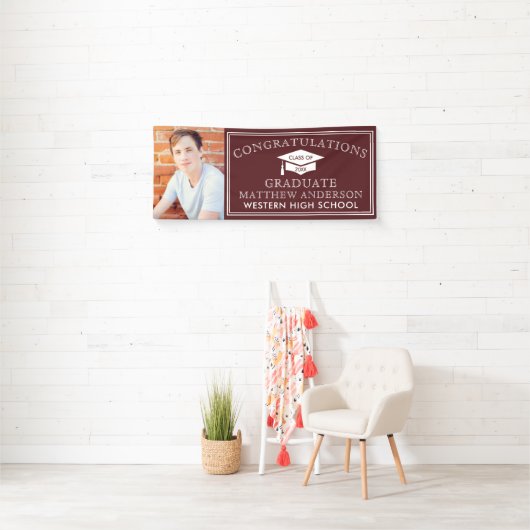 Modern Maroon Congrats Afstuderen Foto Spandoek (Insitu)