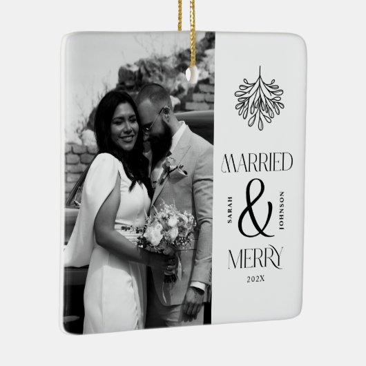 Modern Married and Merry Newlywed Bow Christmas Keramisch Ornament (Rechts)