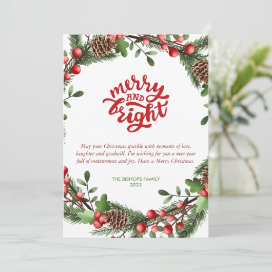 Modern Merry en helder Script Foliage Wreath Feestdagenkaart (Staand voorkant)