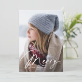 Modern Merry Signature Script Red Foto Feestdagenkaart (Staand voorkant)