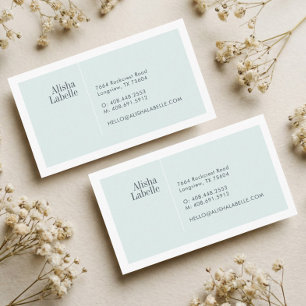 Modern Minimaal Bord Mint & Wit Typografisch Visitekaartje
