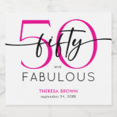 Modern Minimal Pink Fifty Fabulous Script Birthday Sparkling Wijnetiket (Enkel label)