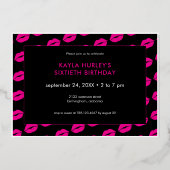 Modern Minimal Pink Lips She's Sixty Birthday Folie Uitnodiging (Achterkant)