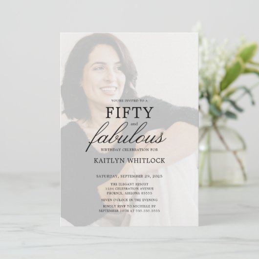 Modern Minimal Script 50th Birthday Party Kaart (Staand voorkant)