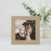 Modern minimalist Sandy Tan Square Photo Wedding Kaart (Staand voorkant)