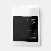 Modern Minimalist Traditional  Black Wedding Bedankzakje (Voorkant)