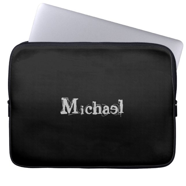 Modern minimalistic monogram name black white laptop sleeve (Voorkant)