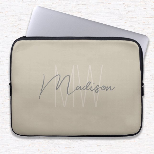Modern Minimalistisch Monogram Beige Script Naam Laptop Sleeve (Modern Minimalist Monogram Beige Script Name Laptop Sleeve)