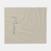 Modern minimalistisch monogram beige scriptnaam fleece deken (Voorkant (Horizontaal))