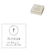 Modern minimalistisch monogram terugkeeradres rubberstempel (Gestempeld)