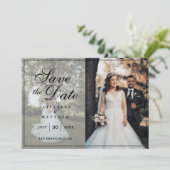 Modern minimalistisch paar foto-collage bruiloft save the date (Staand voorkant)