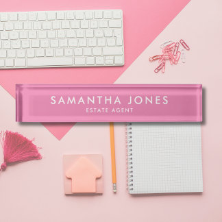 Modern minimalistisch roze bureau naambordje