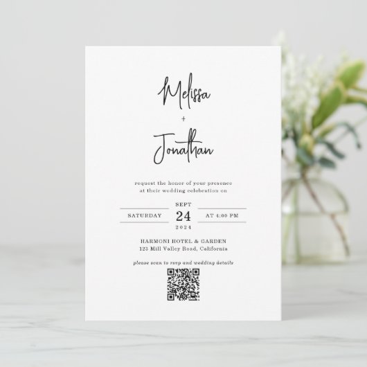 Modern Minimalistisch Script Foto QR code Bruiloft Kaart (Staand voorkant)